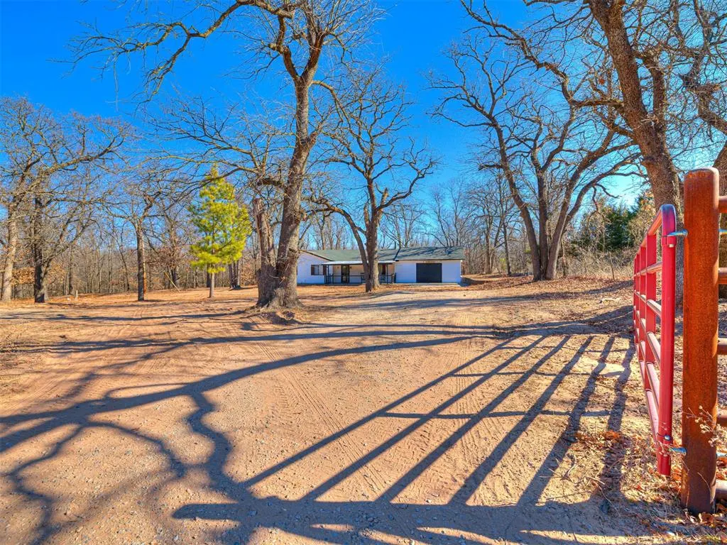Photo 45 — 16004 April Drive, Newalla, OK 74857