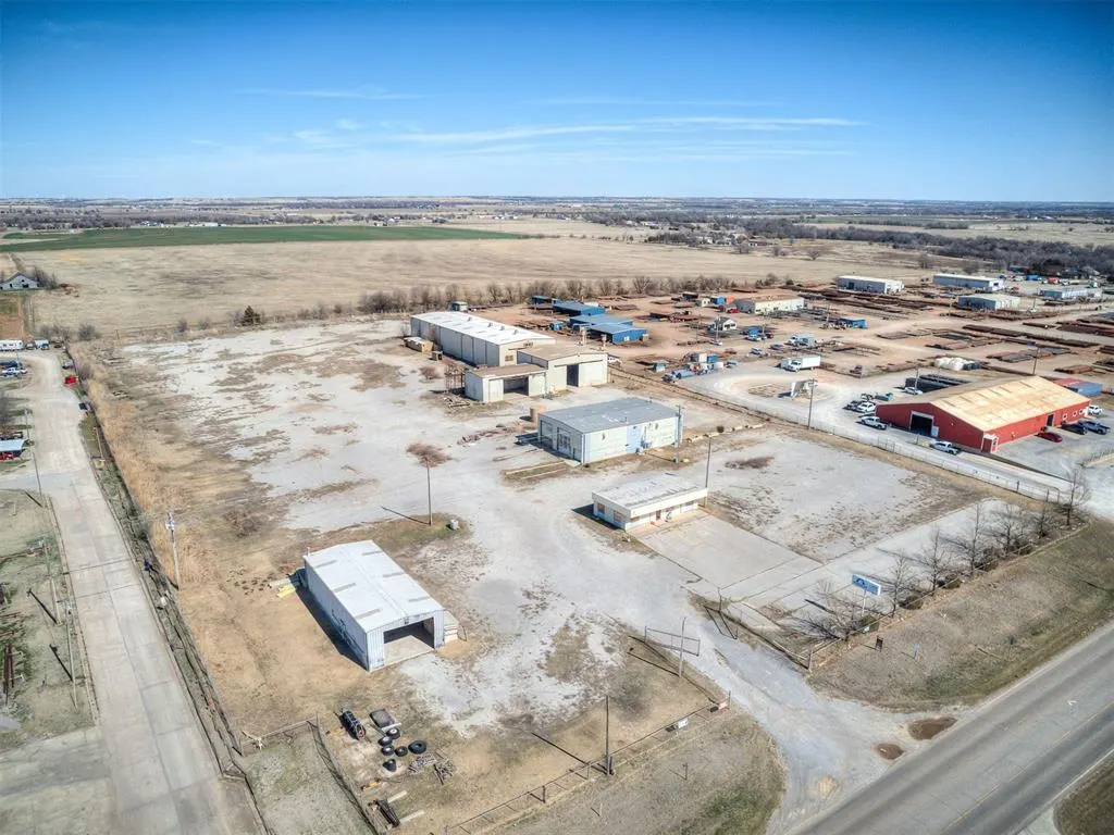 Photo 2 — 2309 E Highway 66 Street, El Reno, OK 73036