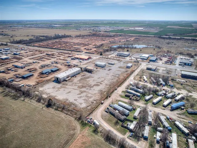 Photo 3 — 2309 E Highway 66 Street, El Reno, OK 73036