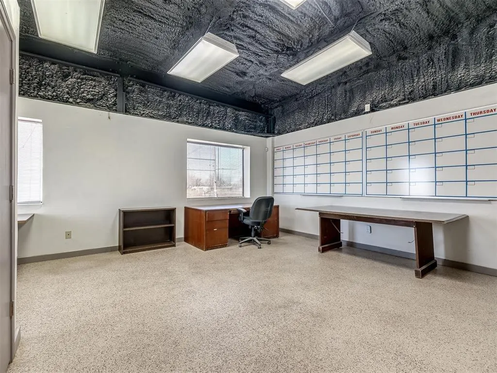 Photo 18 — 2309 E Highway 66 Street, El Reno, OK 73036