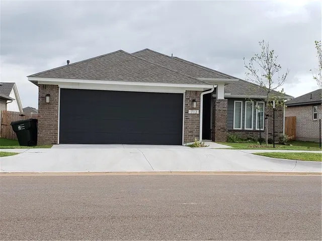Photo 2 — 713 Blue Fish Road, Norman, OK 73069