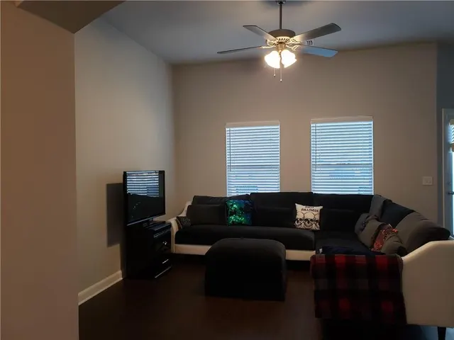 Photo 7 — 713 Blue Fish Road, Norman, OK 73069