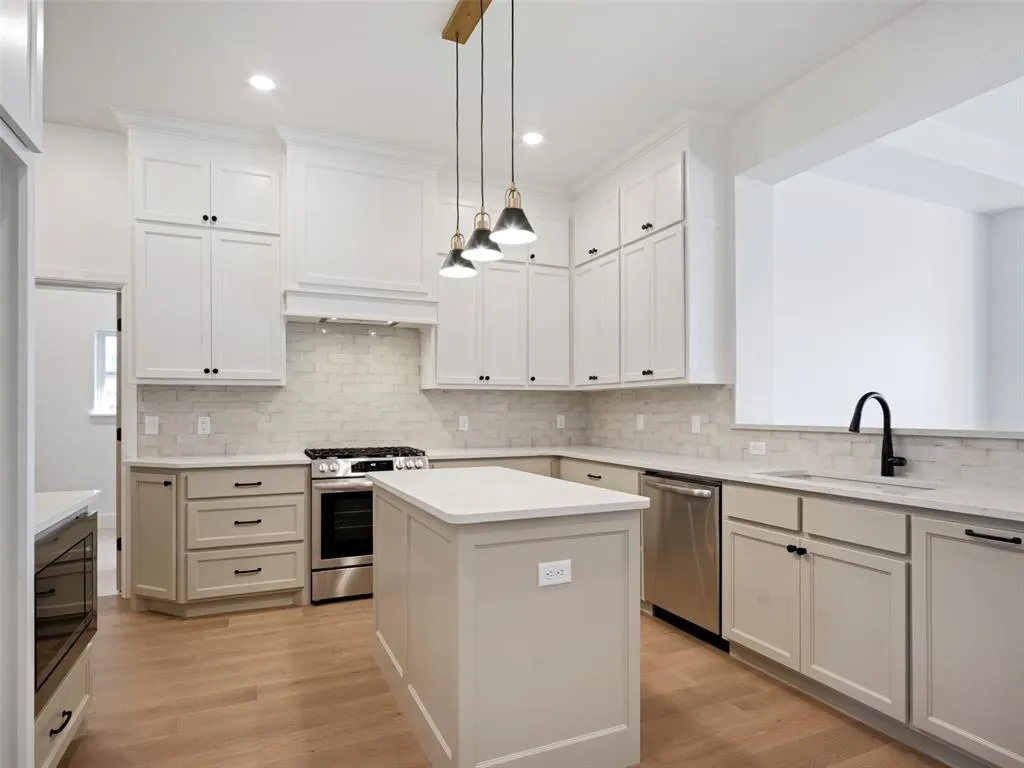 Photo 6 — 3708 Bedrock Drive, Norman, OK 73069