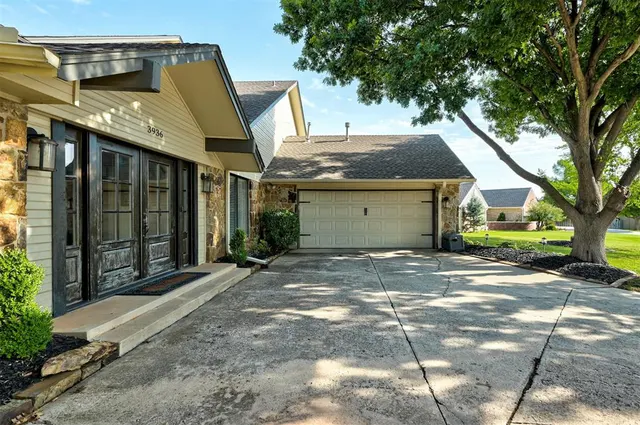 Photo 3 — 3936 Spyglass Road, Oklahoma City, OK 73120