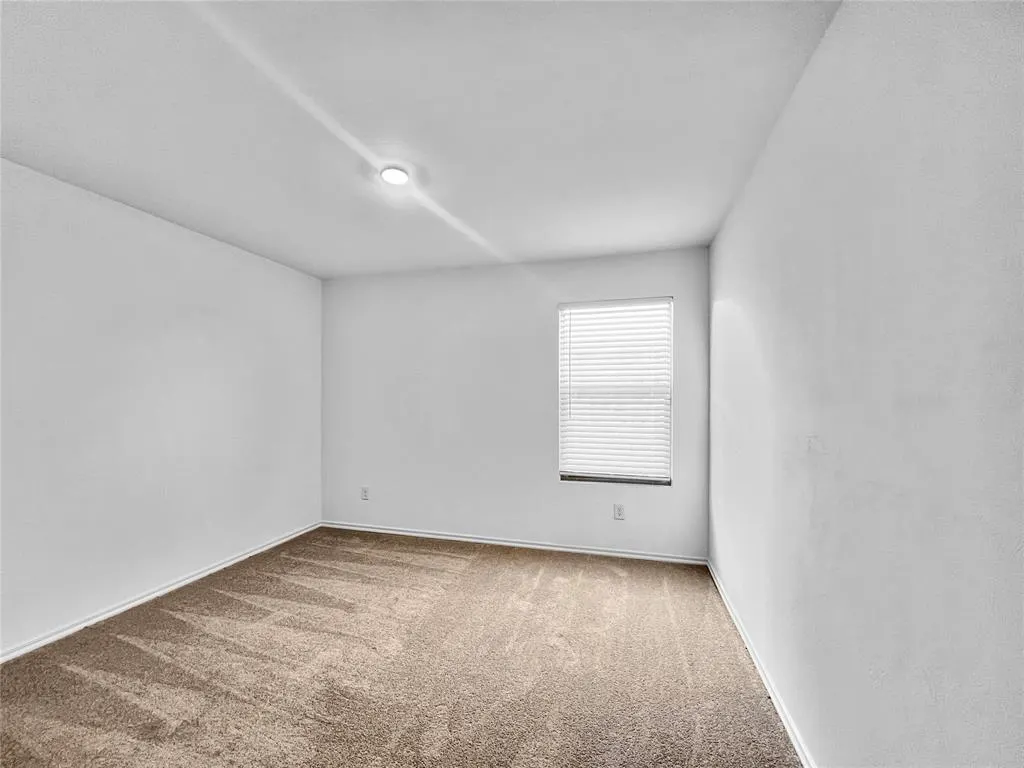 Photo 11 — 2004 Alpine Beach Lane, Oklahoma City, OK 73128