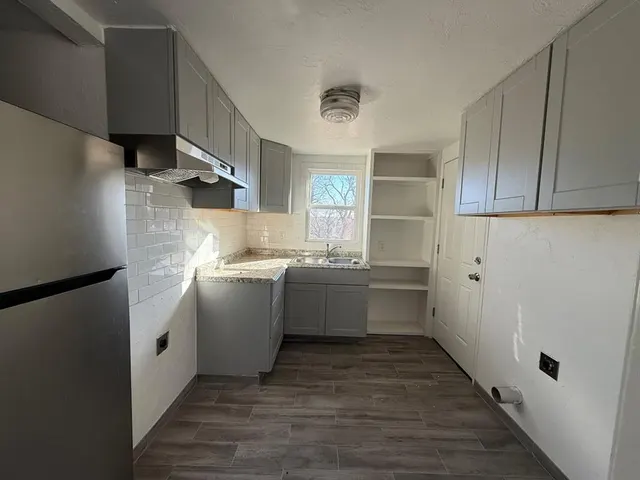 Photo 4 — 4400 NE 16th Terrace, Oklahoma City, OK 73121