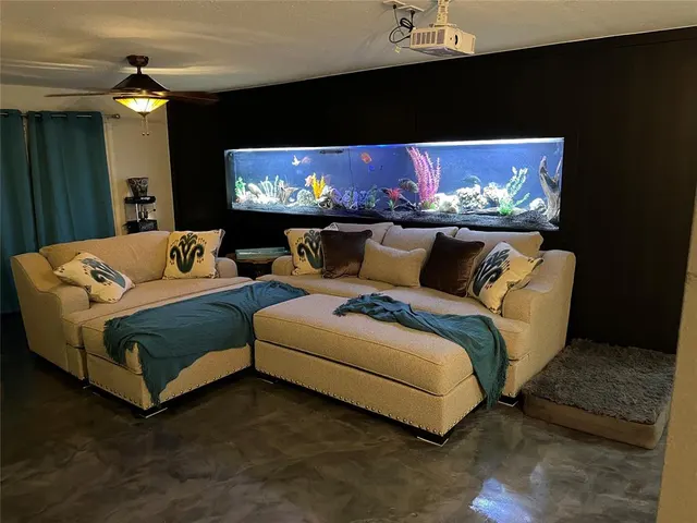 Photo 6 — 2210 Lakewood Drive, Chickasha, OK 73018