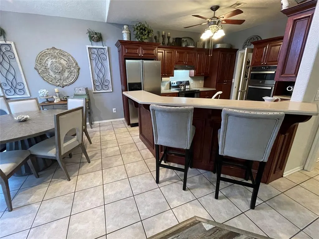 Photo 19 — 2210 Lakewood Drive, Chickasha, OK 73018