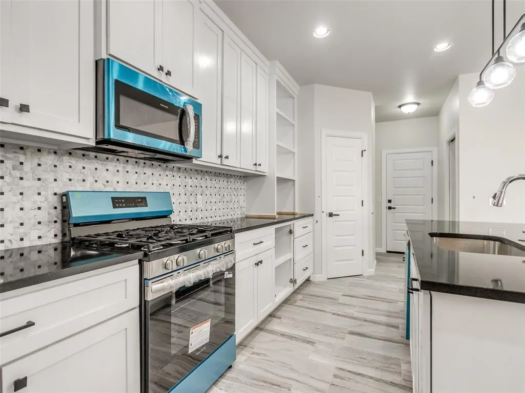 Photo 12 — 1509 NE 7 Street B, Oklahoma City, OK 73117