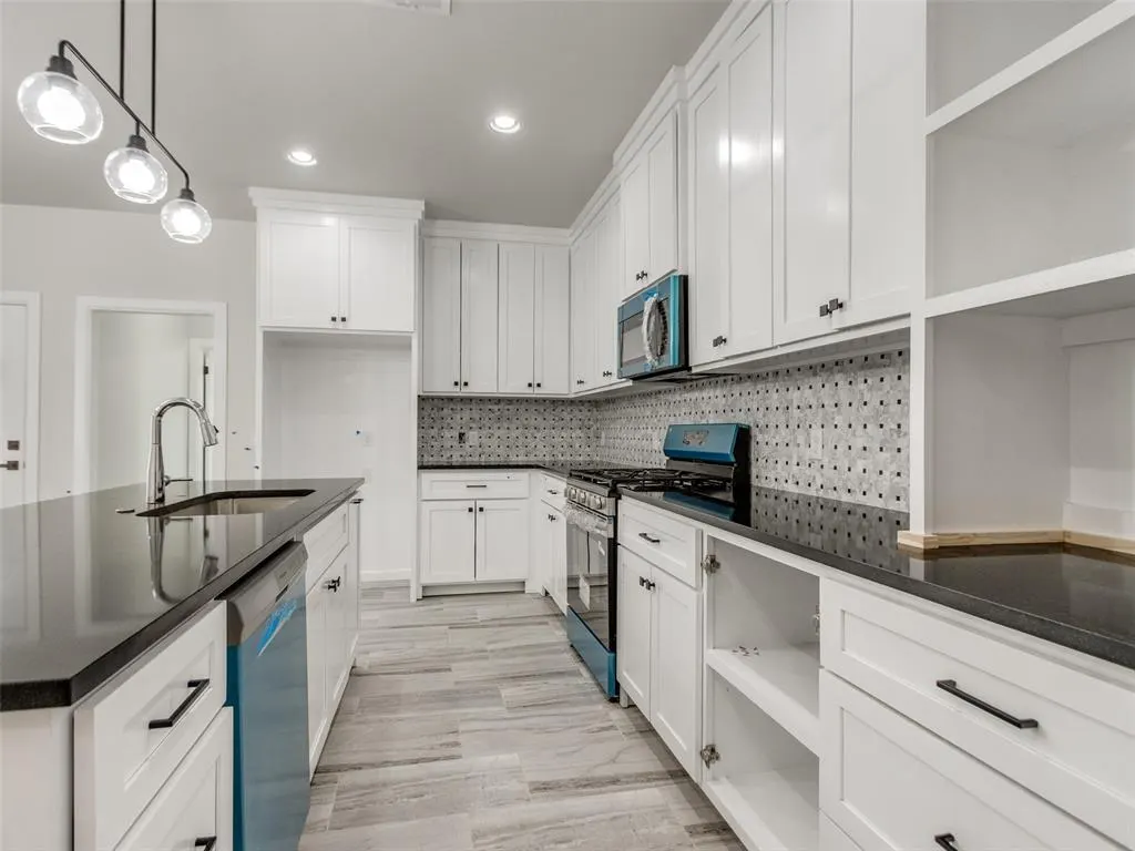 Photo 14 — 1509 NE 7 Street B, Oklahoma City, OK 73117