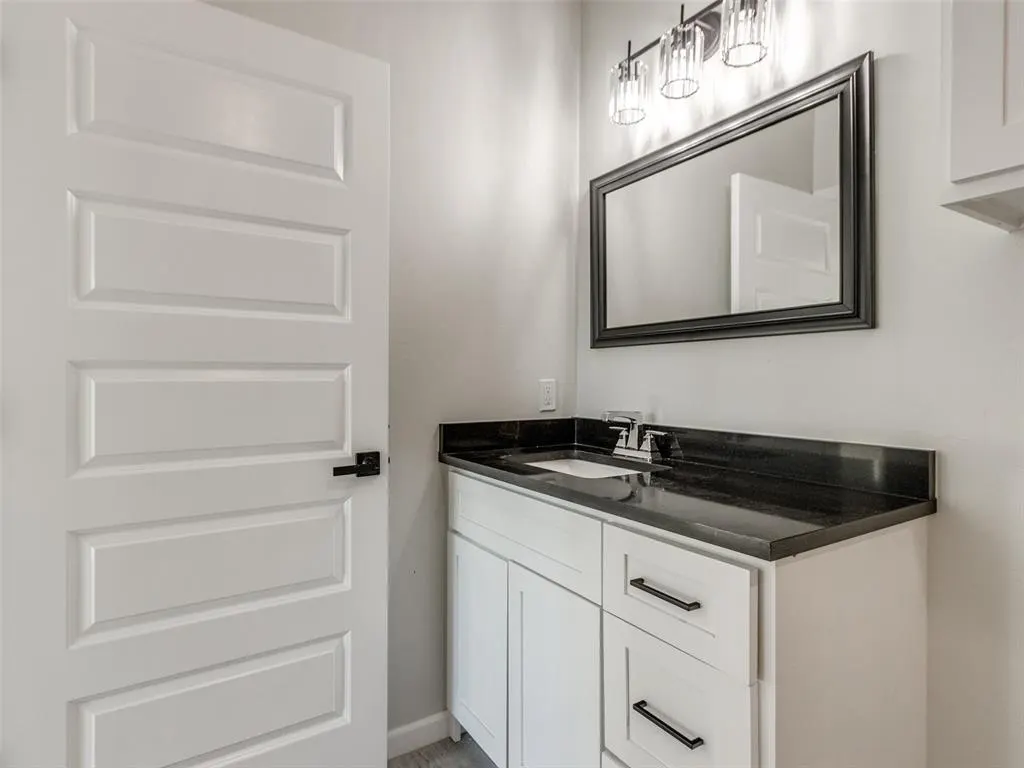 Photo 38 — 1509 NE 7 Street B, Oklahoma City, OK 73117
