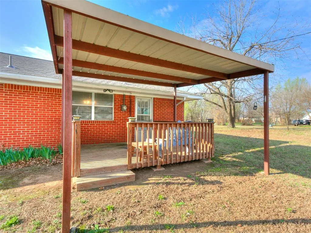 Photo 41 — 328 E Van Buren Street, Crescent, OK 73028