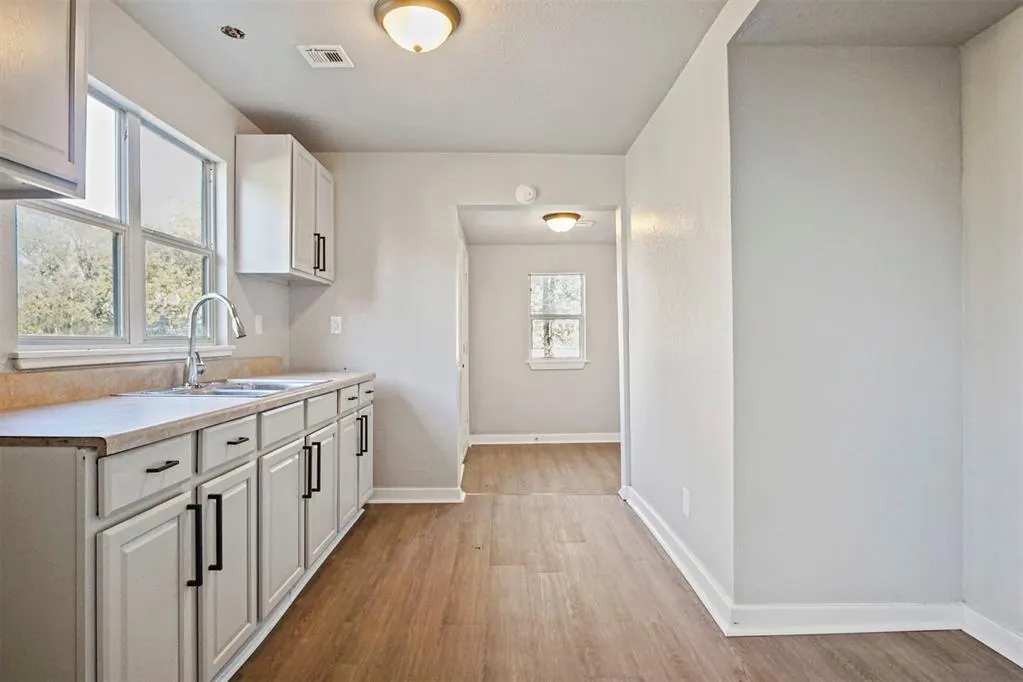 Photo 10 — 907 N McKinley Avenue, Shawnee, OK 74801