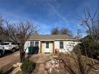 Sold home at 2609 SW 44th Street