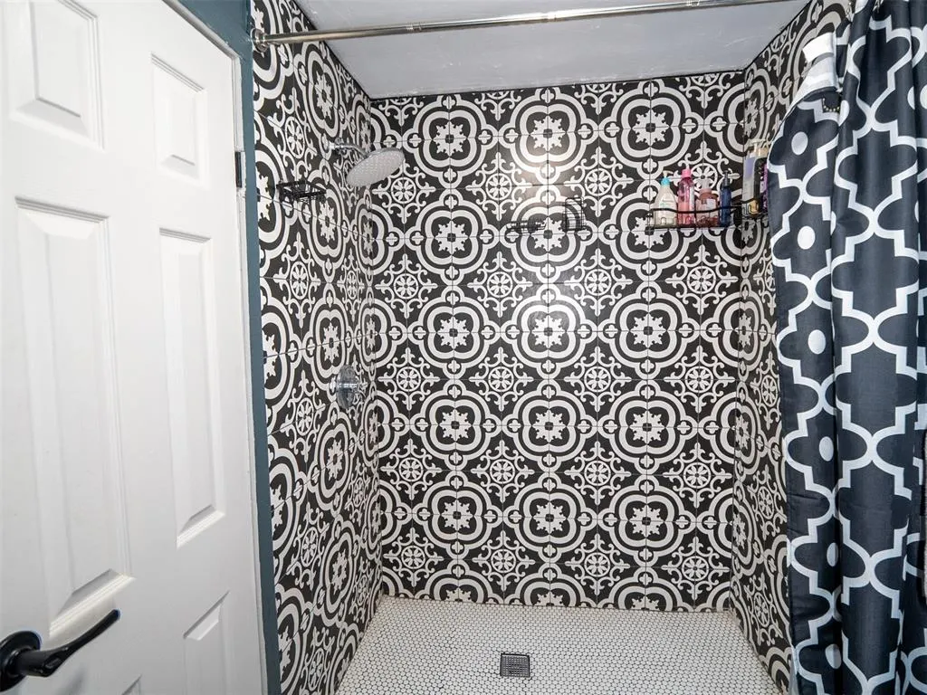 Photo 11 — 2815 SW 39th Street, Oklahoma City, OK 73119
