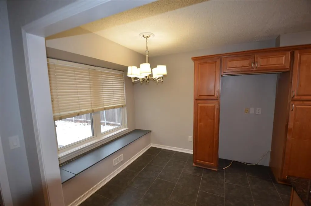 Photo 9 — 1212 Val Genes Road, Edmond, OK 73003