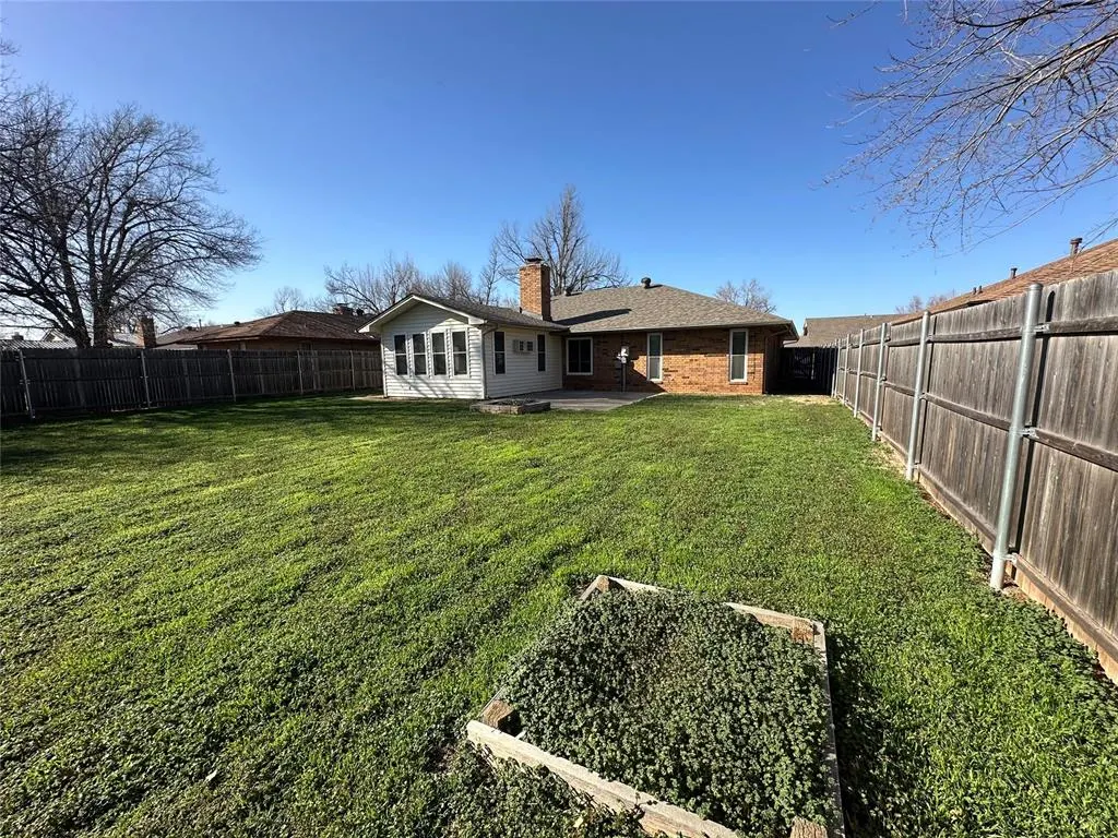 Photo 29 — 1212 Val Genes Road, Edmond, OK 73003