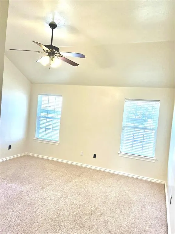 Photo 16 — 929 Eagle Cliff Drive, Norman, OK 73072