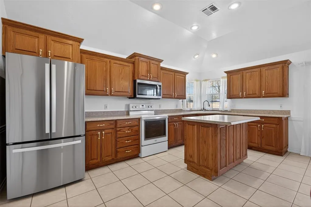 Photo 10 — 2885 NW 16th Street, Newcastle, OK 73065