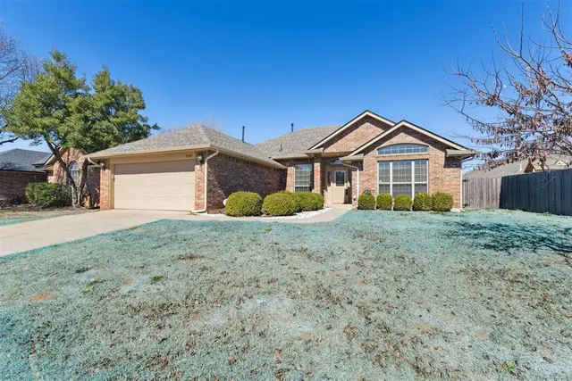 Photo 2 — 3109 SW 121st Street, Oklahoma City, OK 73170