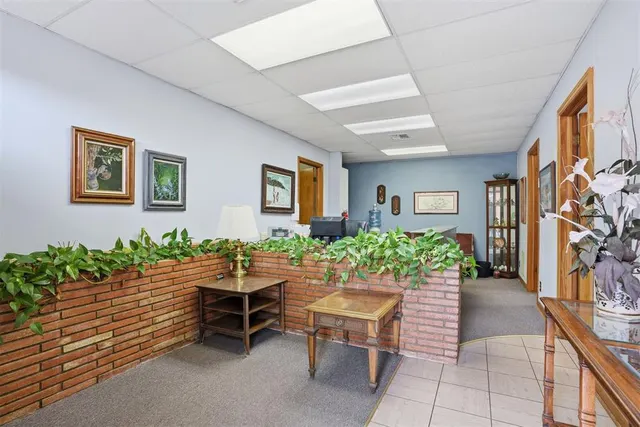 Photo 4 — 115 N Jefferson Avenue, Elk City, OK 73644