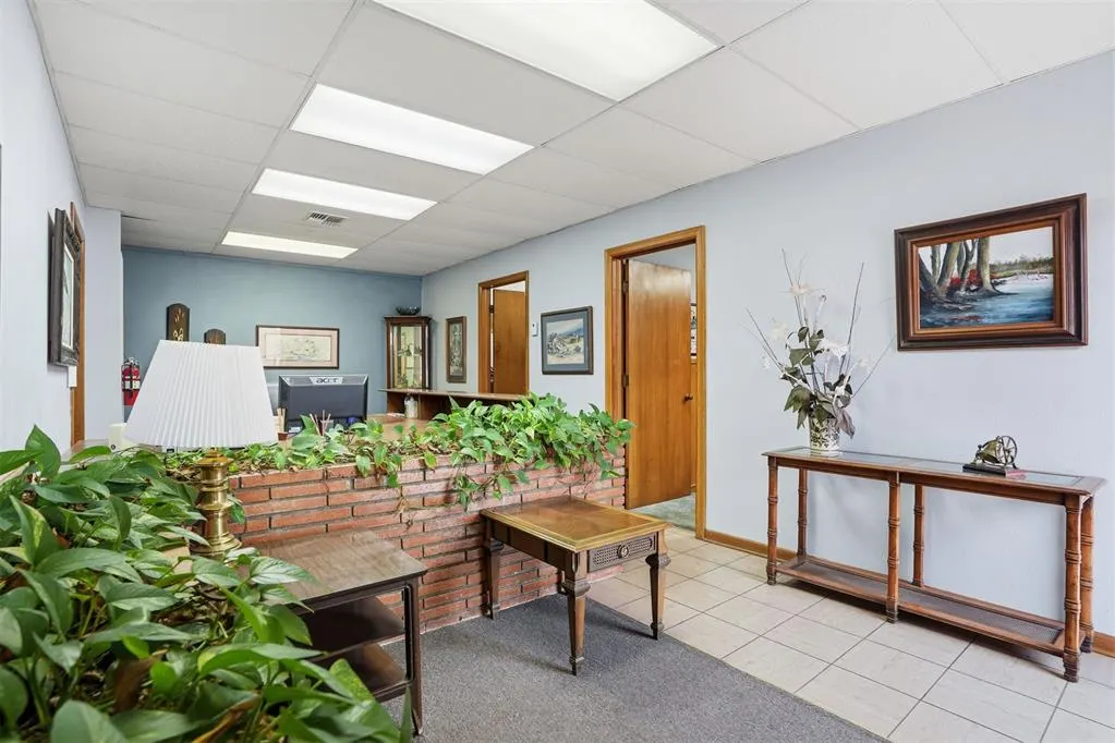 Photo 5 — 115 N Jefferson Avenue, Elk City, OK 73644