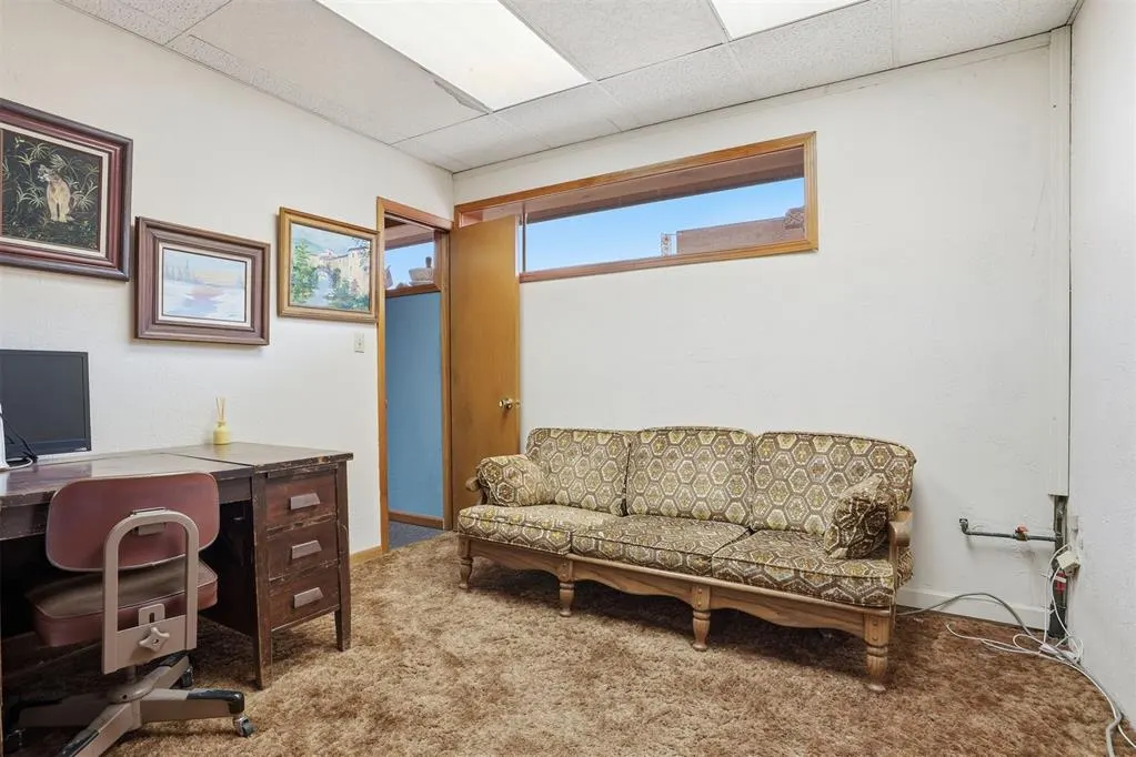 Photo 13 — 115 N Jefferson Avenue, Elk City, OK 73644