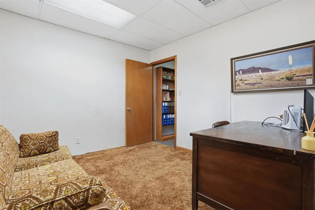 Photo 14 — 115 N Jefferson Avenue, Elk City, OK 73644