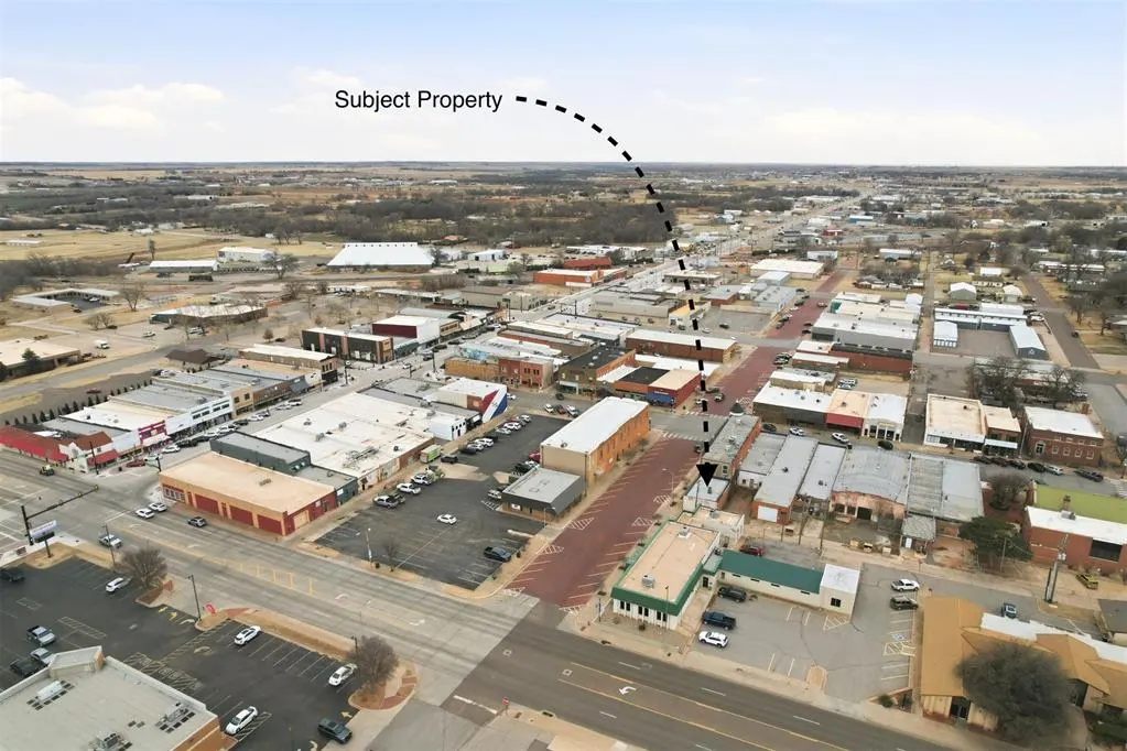 Photo 23 — 115 N Jefferson Avenue, Elk City, OK 73644