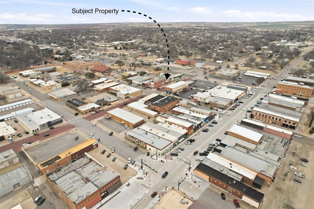 Photo 25 — 115 N Jefferson Avenue, Elk City, OK 73644