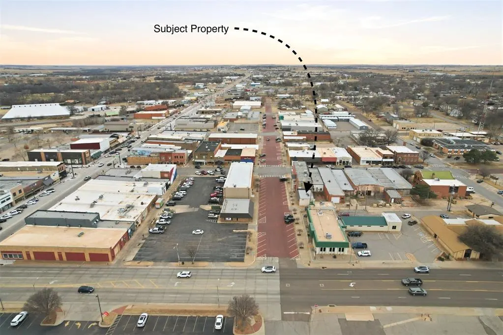 Photo 26 — 115 N Jefferson Avenue, Elk City, OK 73644