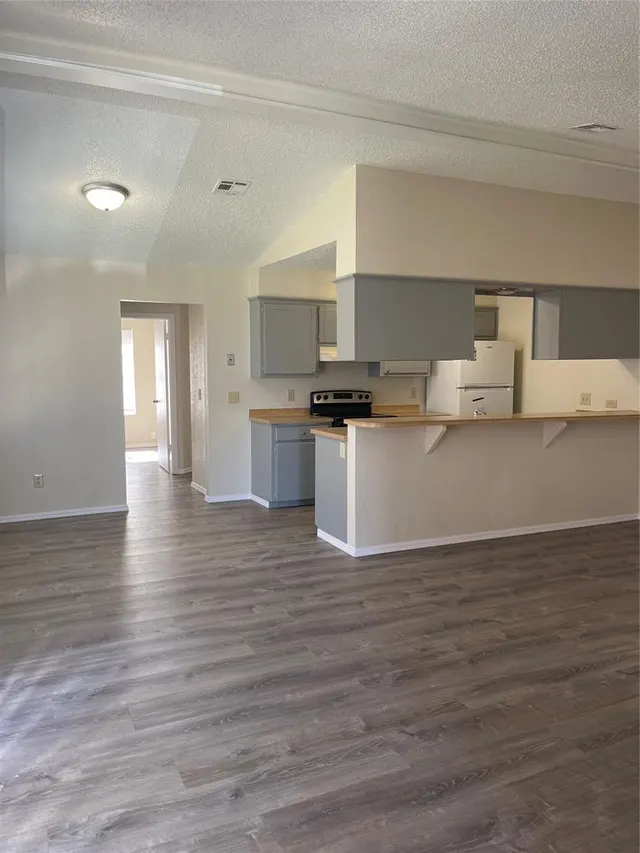 Photo 4 — 6124 SE 47th Street, Oklahoma City, OK 73135