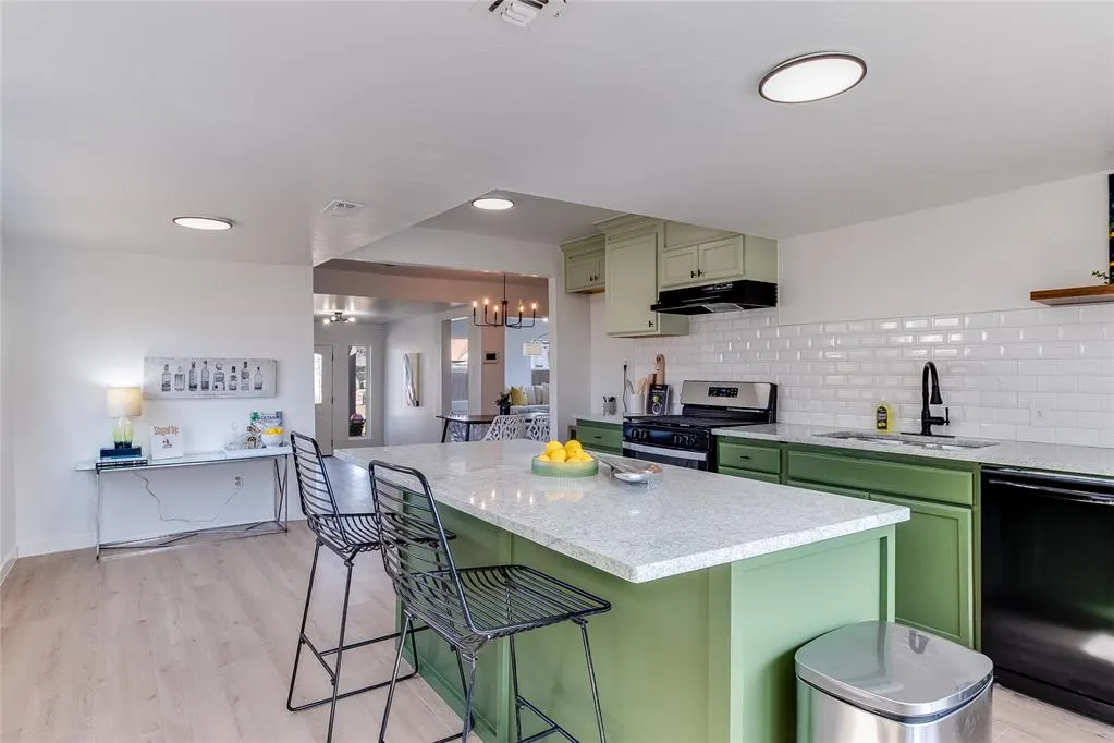 Photo 6 — 1720 NW 19th Street, Oklahoma City, OK 73106