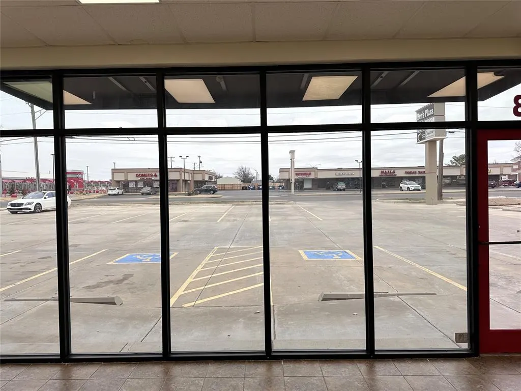 Photo 3 — 10717 N May Avenue C, Oklahoma City, OK 73120