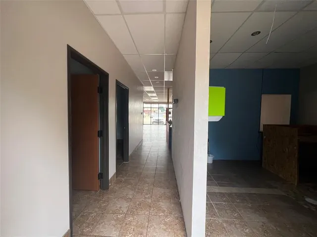 Photo 4 — 10717 N May Avenue C, Oklahoma City, OK 73120