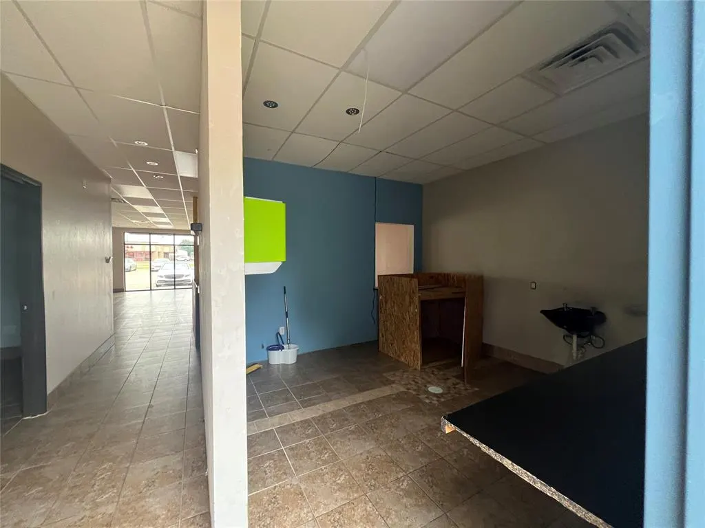 Photo 10 — 10717 N May Avenue C, Oklahoma City, OK 73120