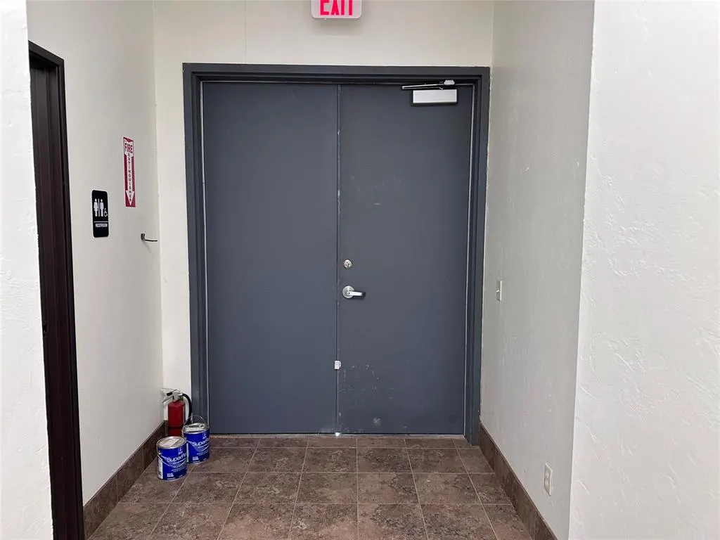 Photo 12 — 10717 N May Avenue C, Oklahoma City, OK 73120