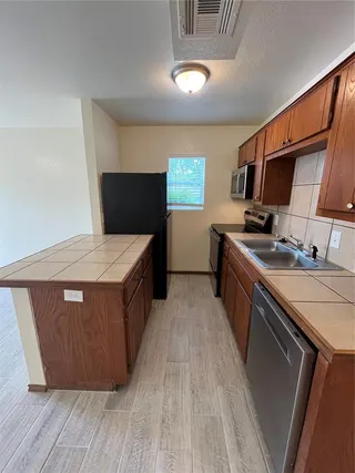 Sold home at 1901 E Lindsey #21A