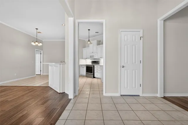 Photo 2 — 15528 Swallowtail Road, Edmond, OK 73013