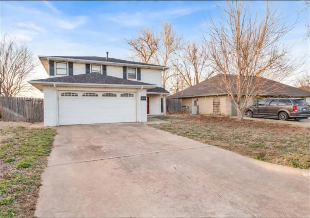 Photo 2 — 3921 N Shannon Avenue, Bethany, OK 73008