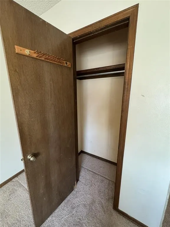 Photo 2 — 841 NW 115th Street, Oklahoma City, OK 73114