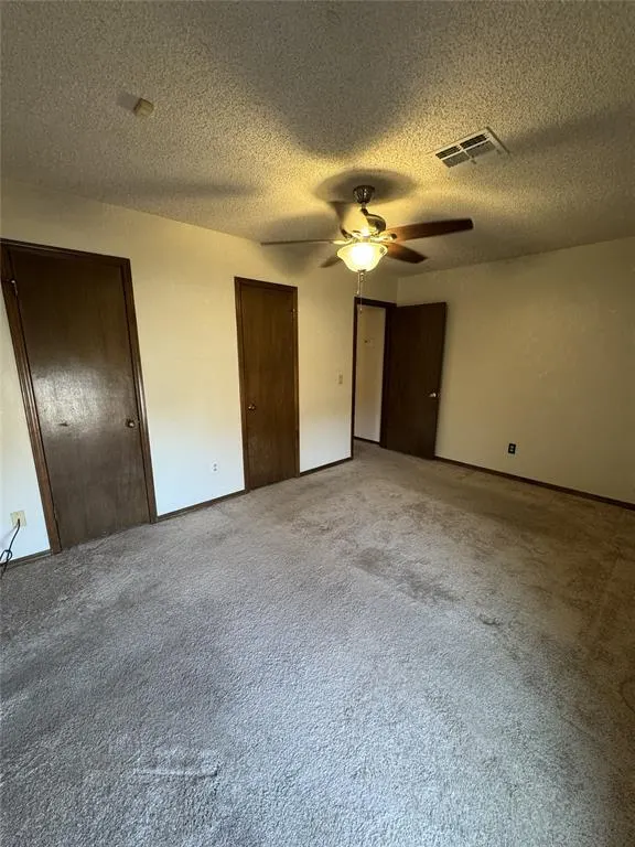 Photo 5 — 841 NW 115th Street, Oklahoma City, OK 73114