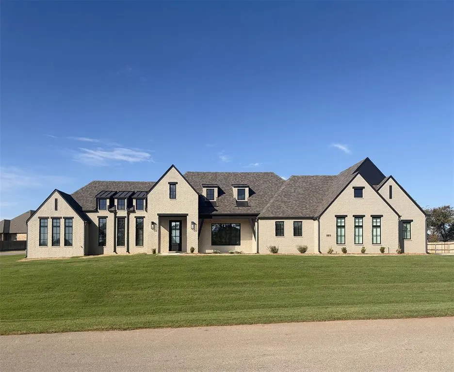 Front exterior — 1189 Lucas Way, Newcastle, OK 73065