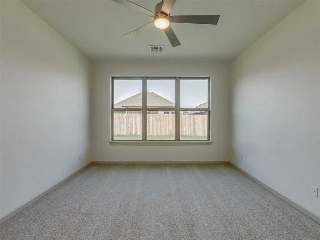 Photo 14 — 5013 Vine Cliff Road, Mustang, OK 73064