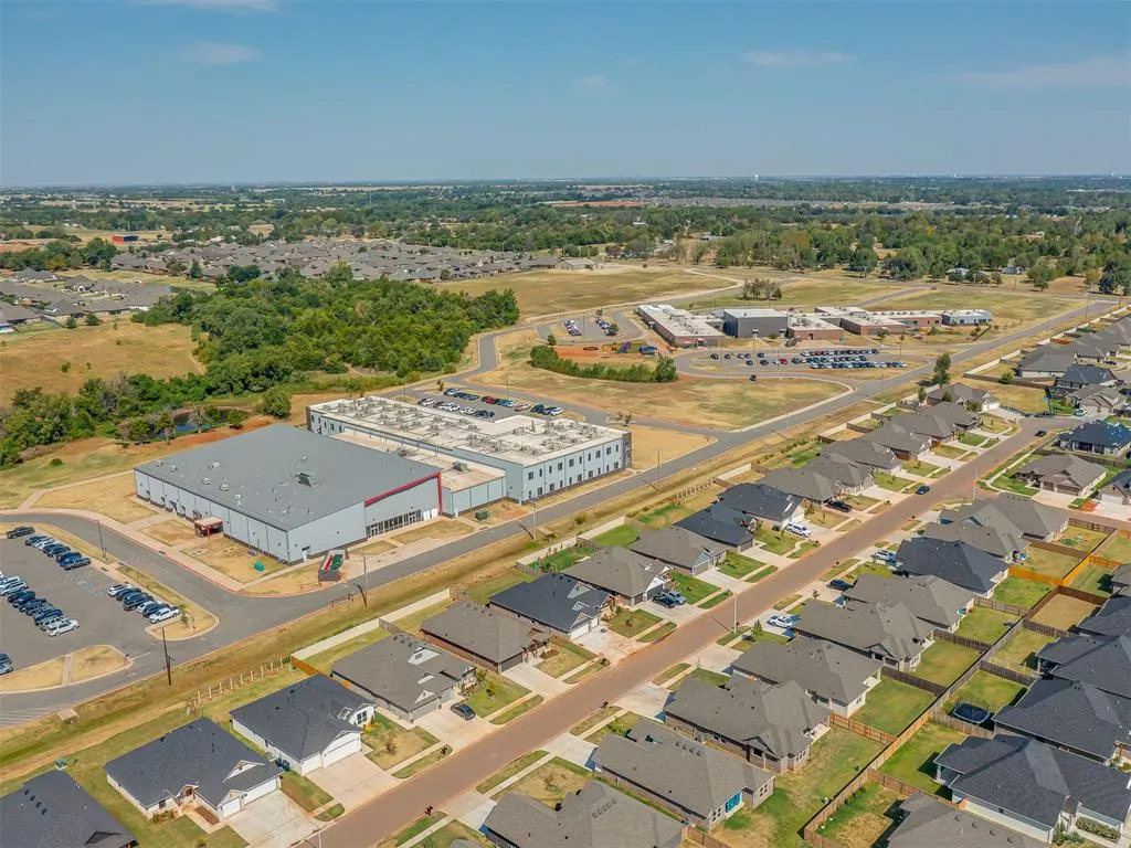 Photo 32 — 5013 Vine Cliff Road, Mustang, OK 73064