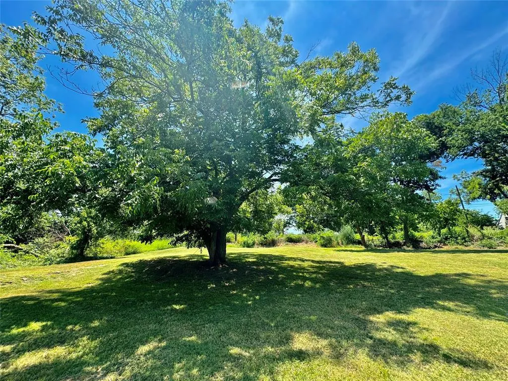 Photo 6 — 523 N Main Street, Seminole, OK 74868