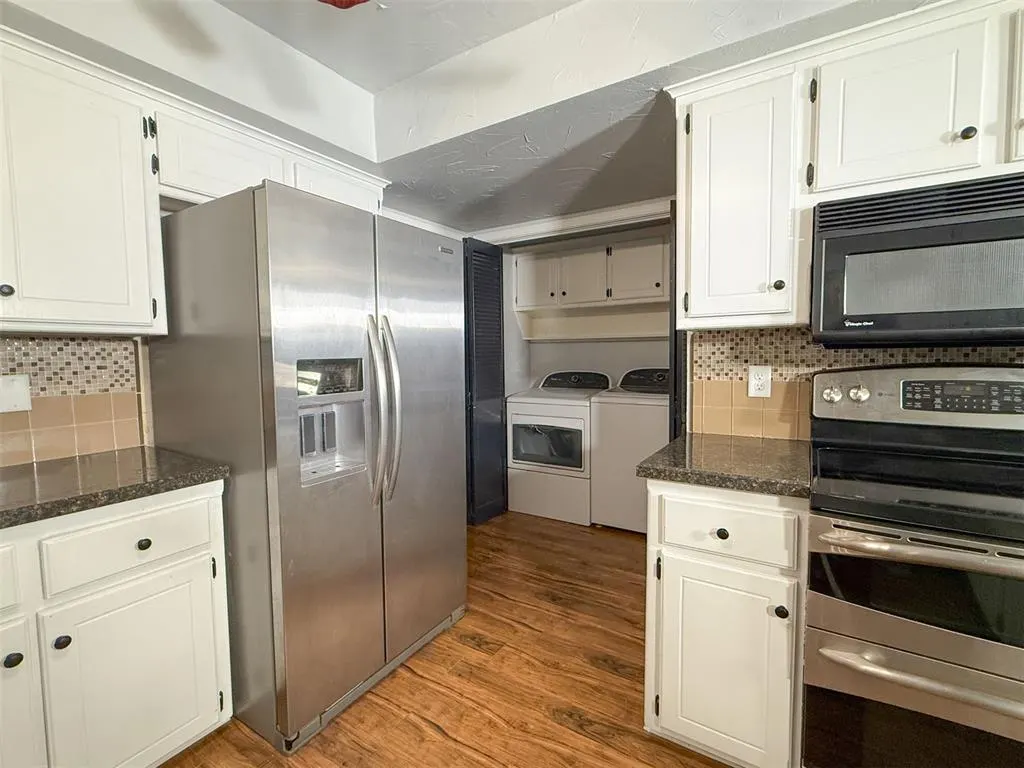 Photo 11 — 4715 Hemlock Lane, Oklahoma City, OK 73162