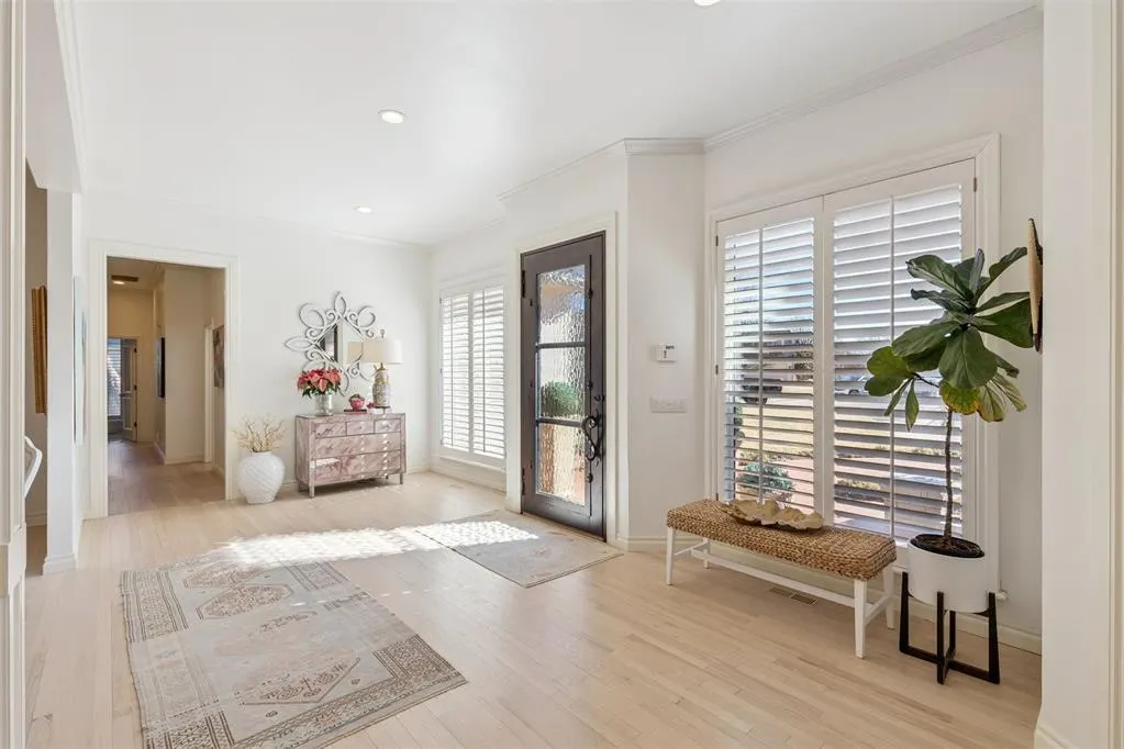 Photo 2 — 5033 Barnsteeple Court, Oklahoma City, OK 73142