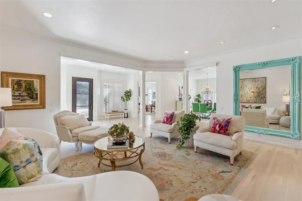 Photo 4 — 5033 Barnsteeple Court, Oklahoma City, OK 73142