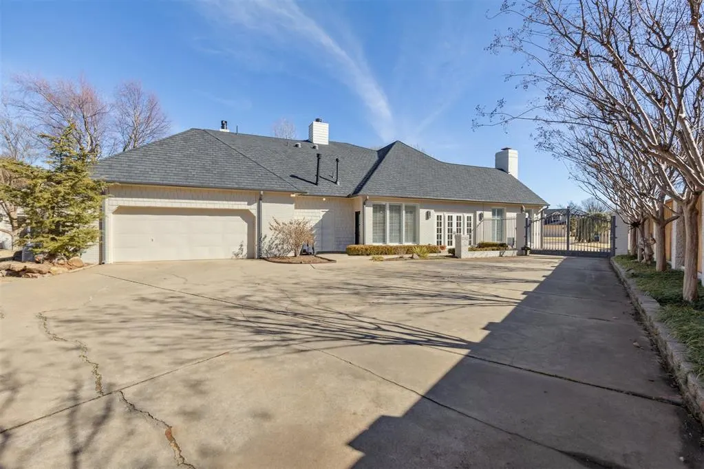 Photo 36 — 5033 Barnsteeple Court, Oklahoma City, OK 73142